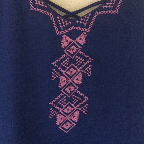 Blouse - Picture 3 of 6